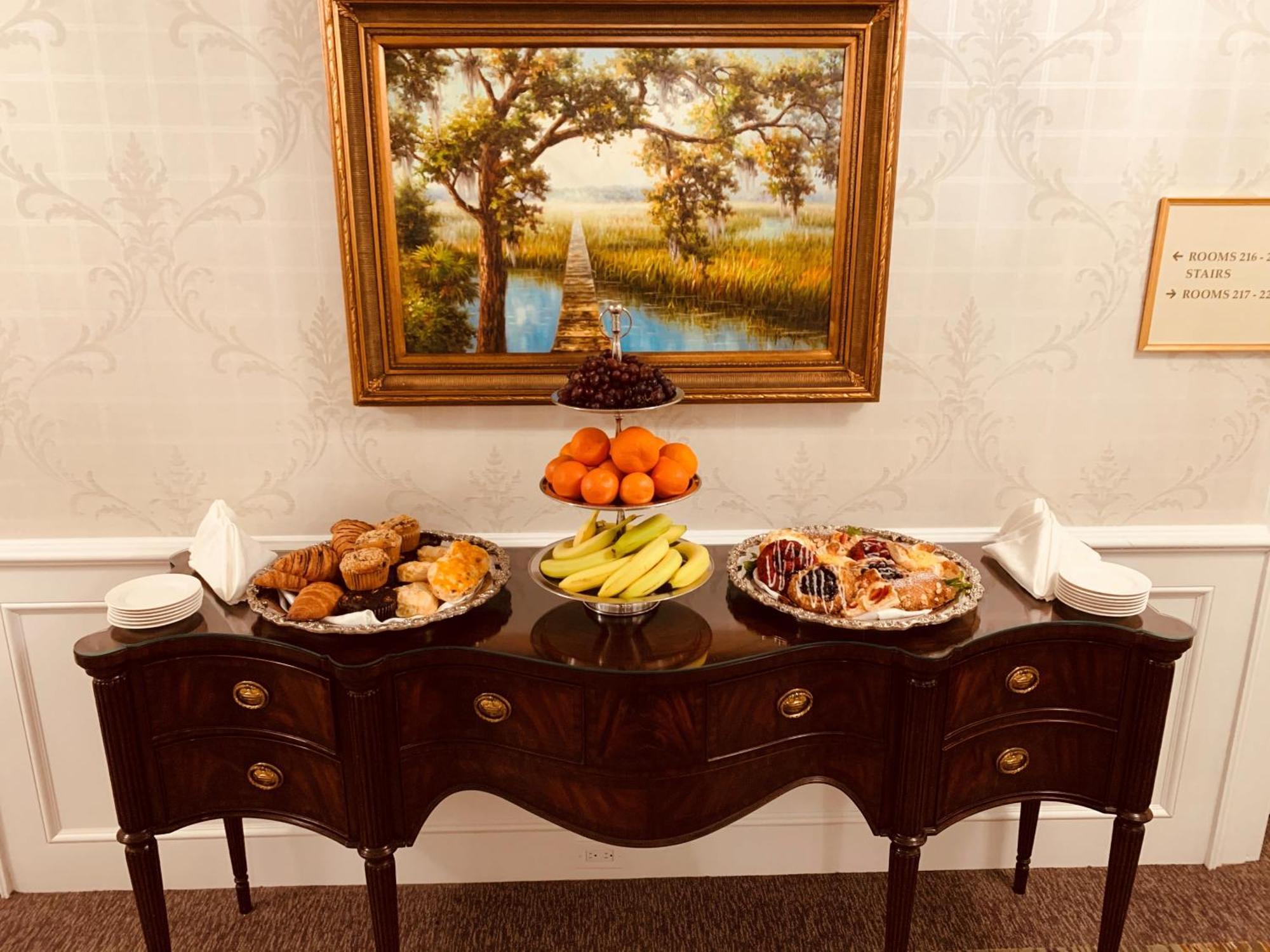 Market Pavilion Hotel Чарльстон Экстерьер фото